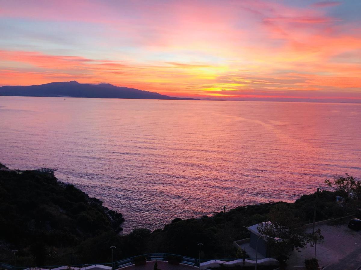 Sunny Apts Saranda Dış mekan fotoğraf
